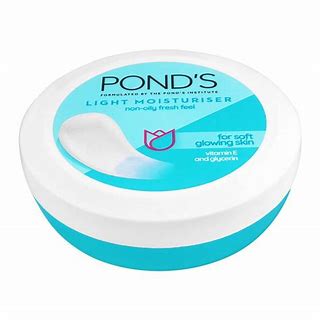 PONDS LIGHT MOISTURISER
